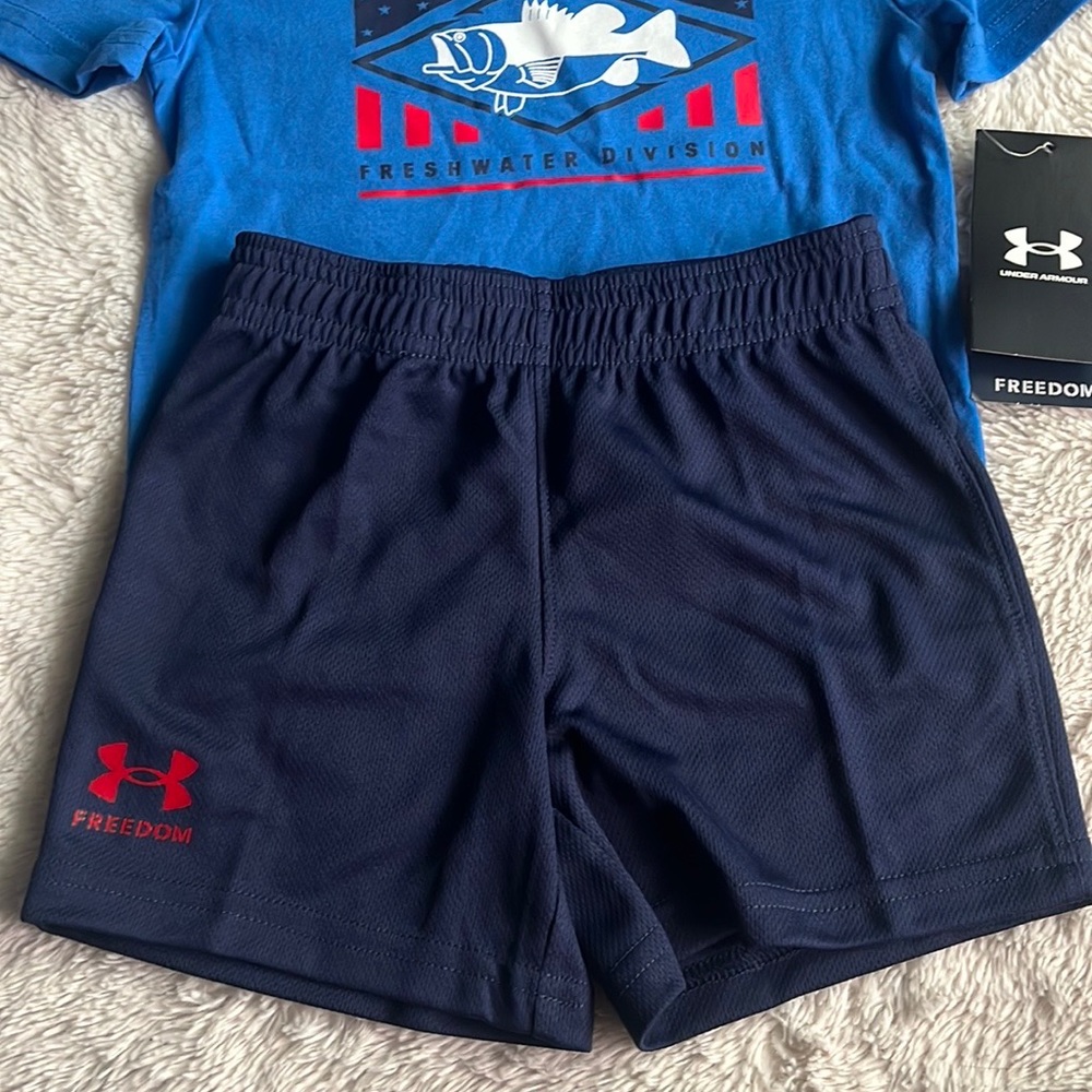 New Under Armour - Picture 4 of 5